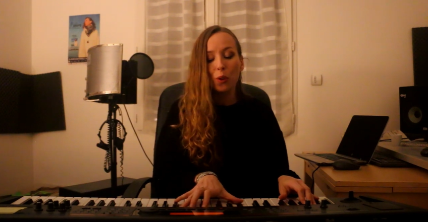 Maryon Corbelli - Dans la peau - Piano voix